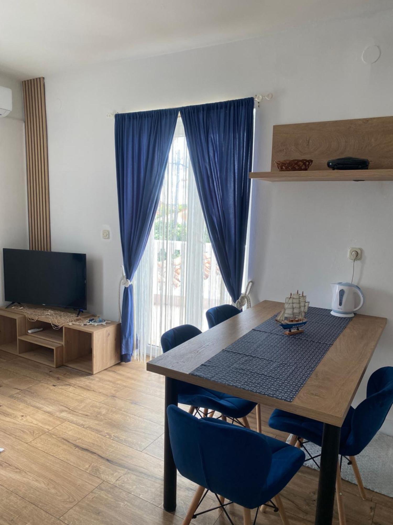 Apartments Villa Dalmatina Vodice Eksteriør bilde